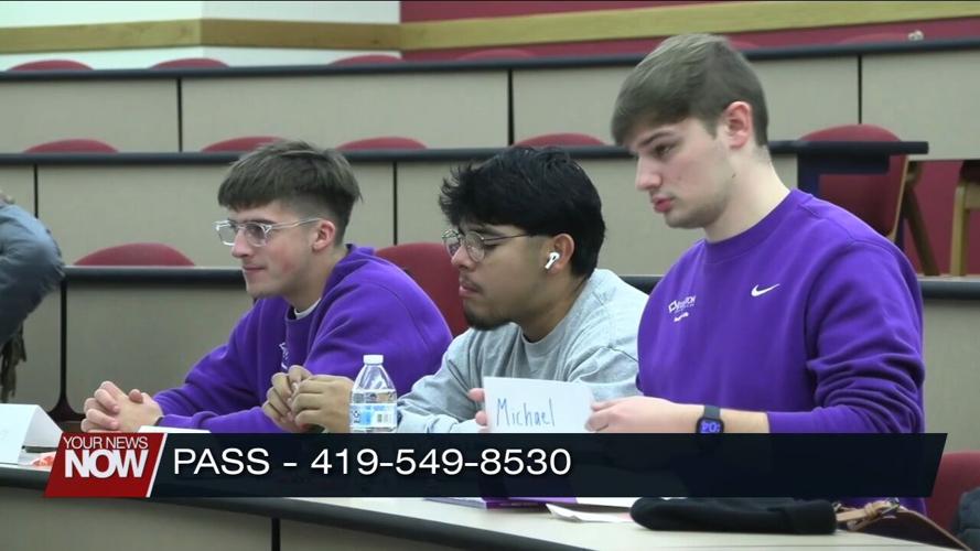 Bluffton University Resident Advisors train in Mental Health First Aid