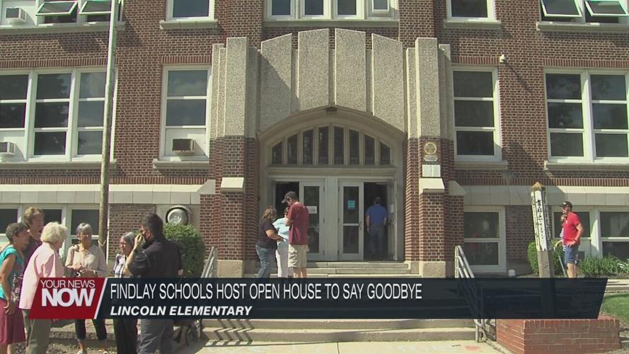 Community says goodbye to Lincoln Elementary