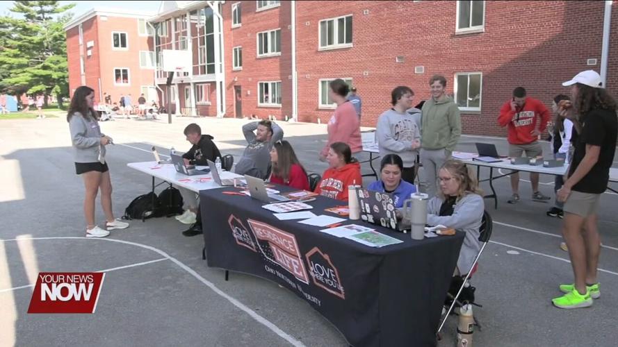 Upperclassmen at Ohio Northern University help around 700 first-year students move in