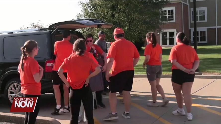 Upperclassmen at Ohio Northern University help around 700 first-year students move in