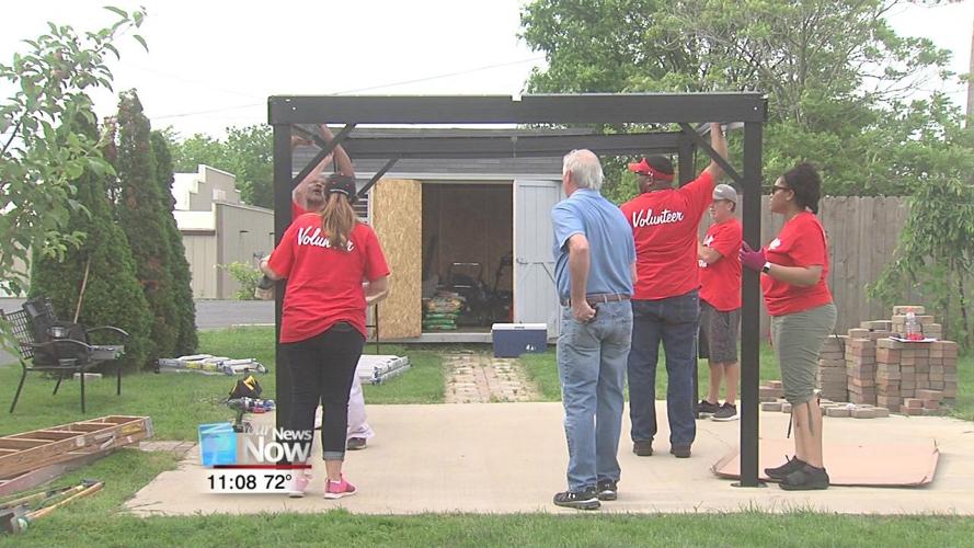 Honda volunteers build outdoor tutoring space at Adult Learning Center.jpg