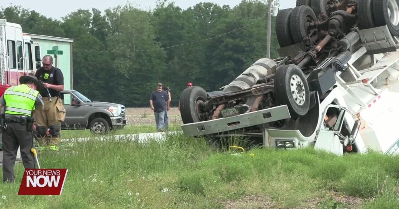 Rollover crash on Redd Road sends driver to the hospital with life-threatening injuries - Vimarsana News