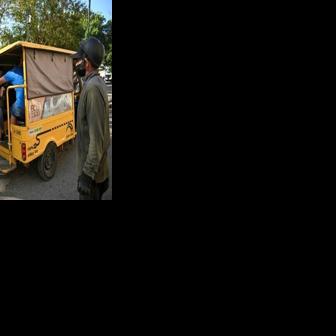 In fuel-starved Cuba, the e-tricycle is king