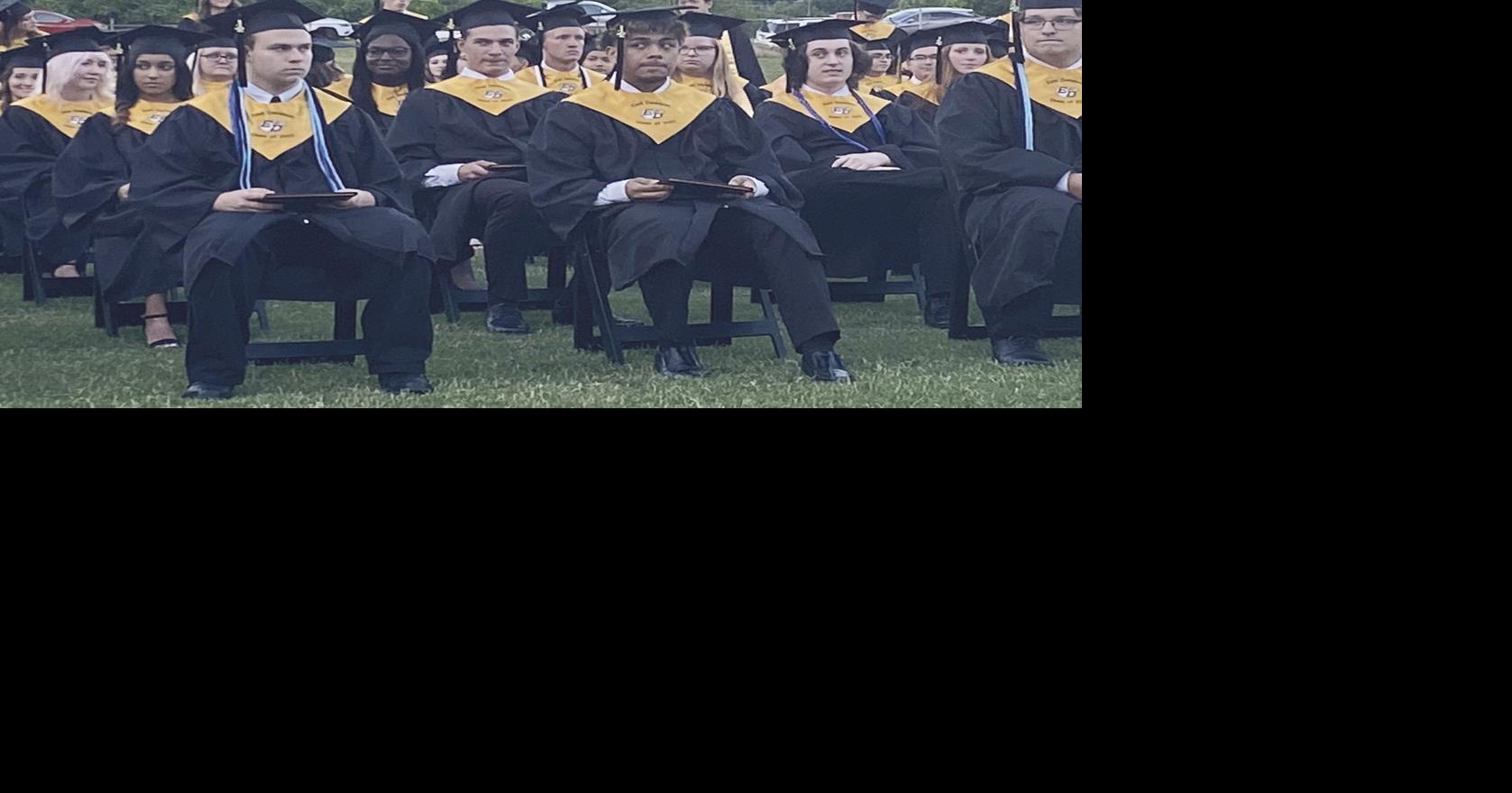 East Davidson holds commencement | News | hpenews.com