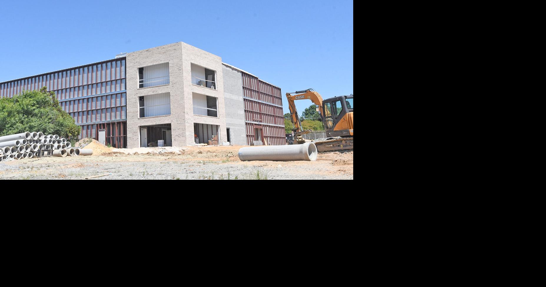 Progress seen on new self-storage building | News | hpenews.com