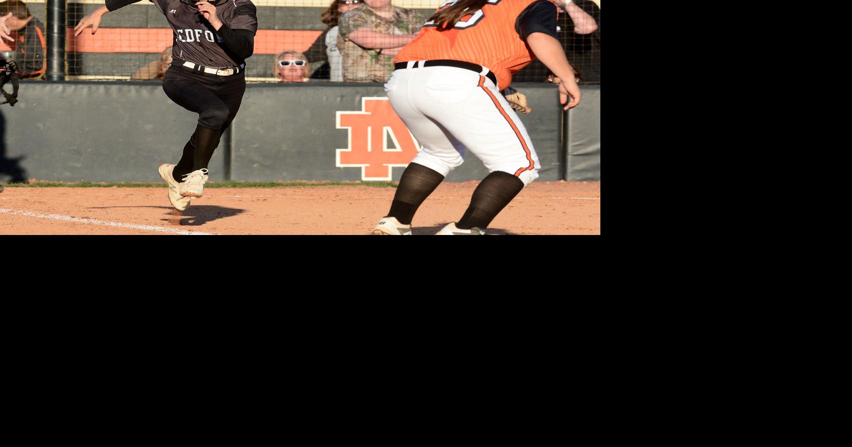 Photo gallery: Ledford vs. North Davidson softball | Archives | hpenews.com