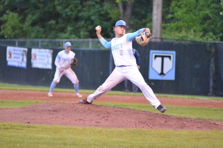 ARCNWS-05-04-23 TRINITY BASEBALL 1.JPG