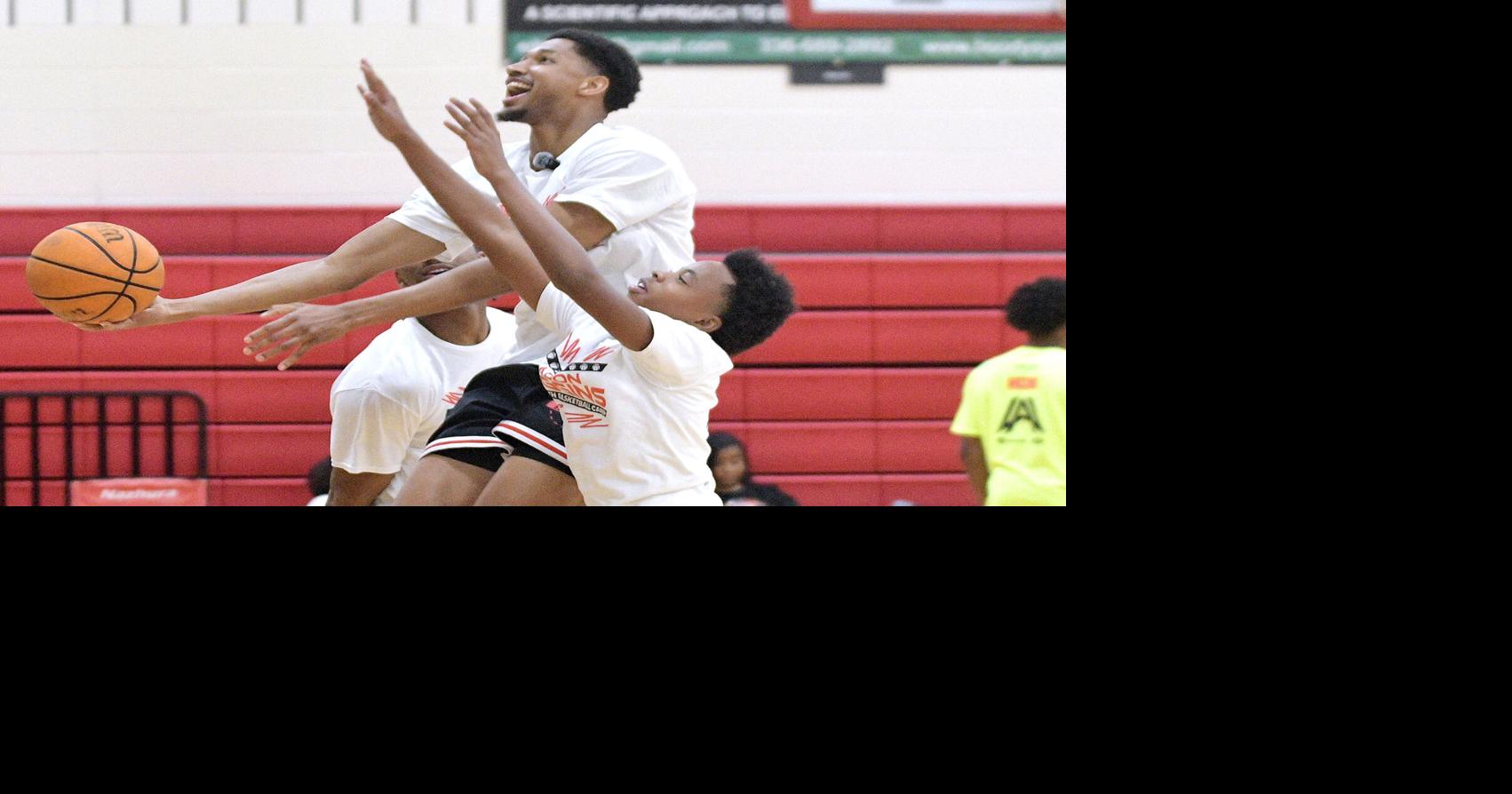 Photo gallery: Aaron Wiggins basketball camp