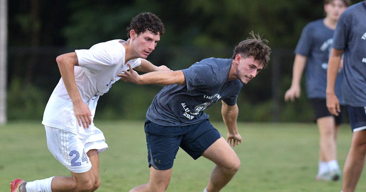 Photo gallery: Westchester Country Day School alumni matches