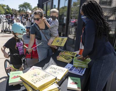 Walking book fair takes over Hyde Park on Sunday