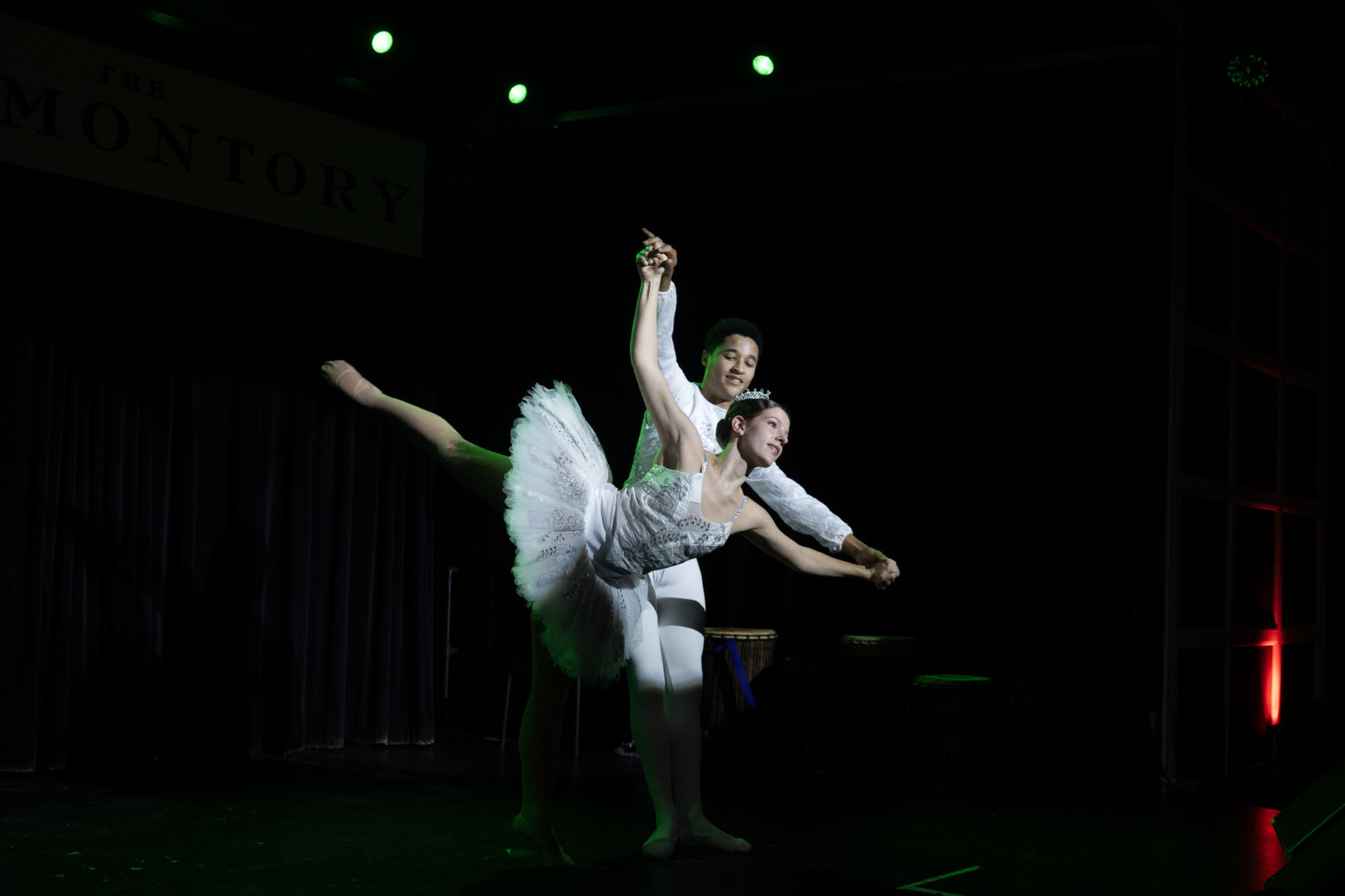 wow house on the hill ロンパース ballet 70 Families share the spotlight in Hyde Park School of Dance's 'The