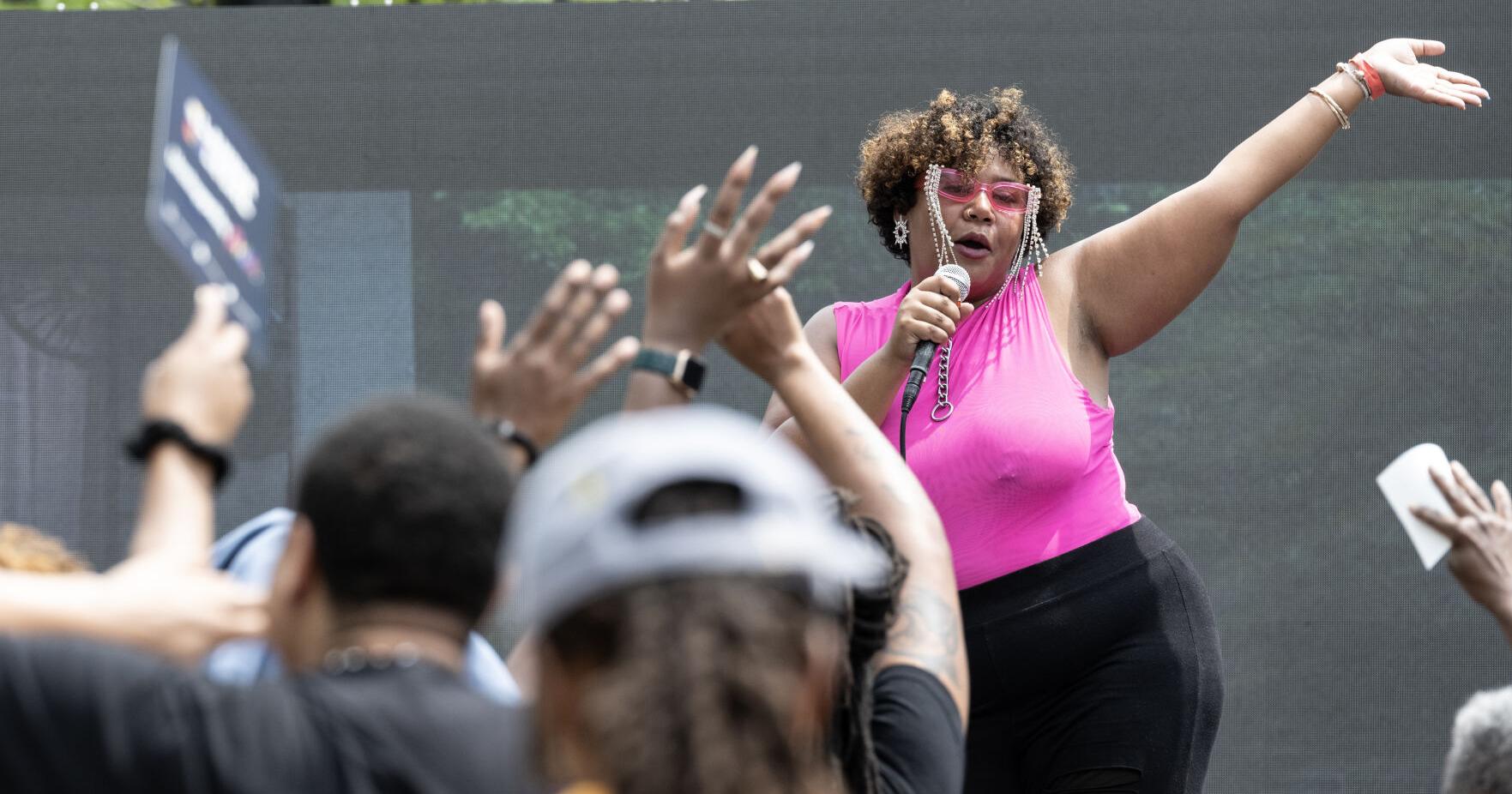 Pride South Side creates safe space for South Side queer community - Vimarsana News