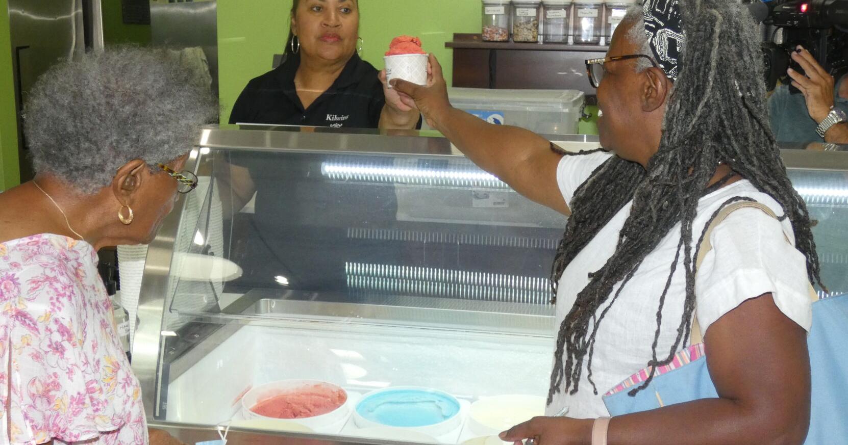 The scoop on Hyde Park's frozen treats | Evening Digest - Vimarsana News