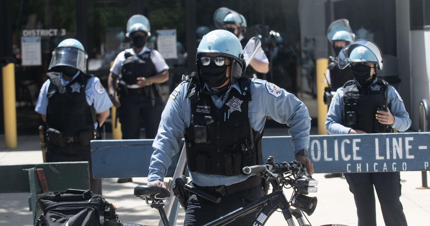 3 years after SAFE-T Act's passage, gaps in implementation of key police reforms remain | Evening Digest - Vimarsana News