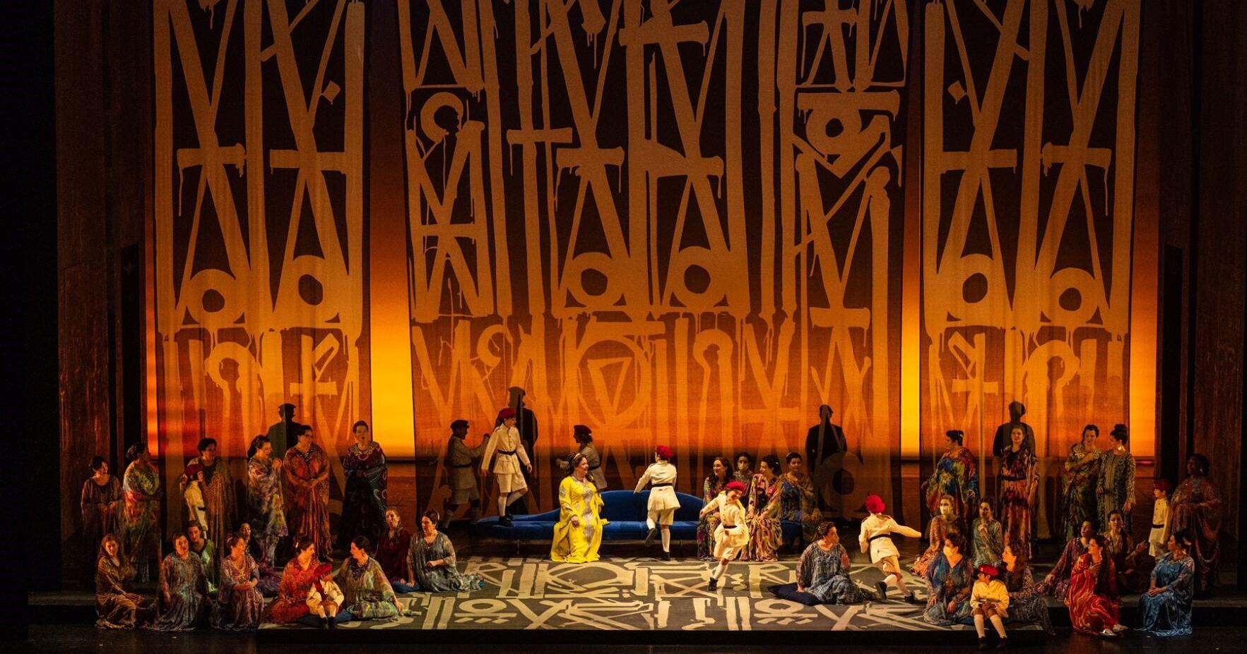 Visually ugly and dull 'Aida' at Lyric Opera relies on music for its charm | Arts & Entertainment - Vimarsana News