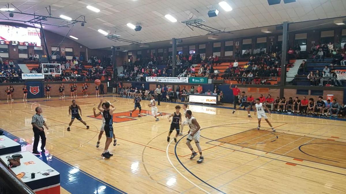 Kenwood Broncos Upset 5 Evanston 66 64 Sports Hpherald Com