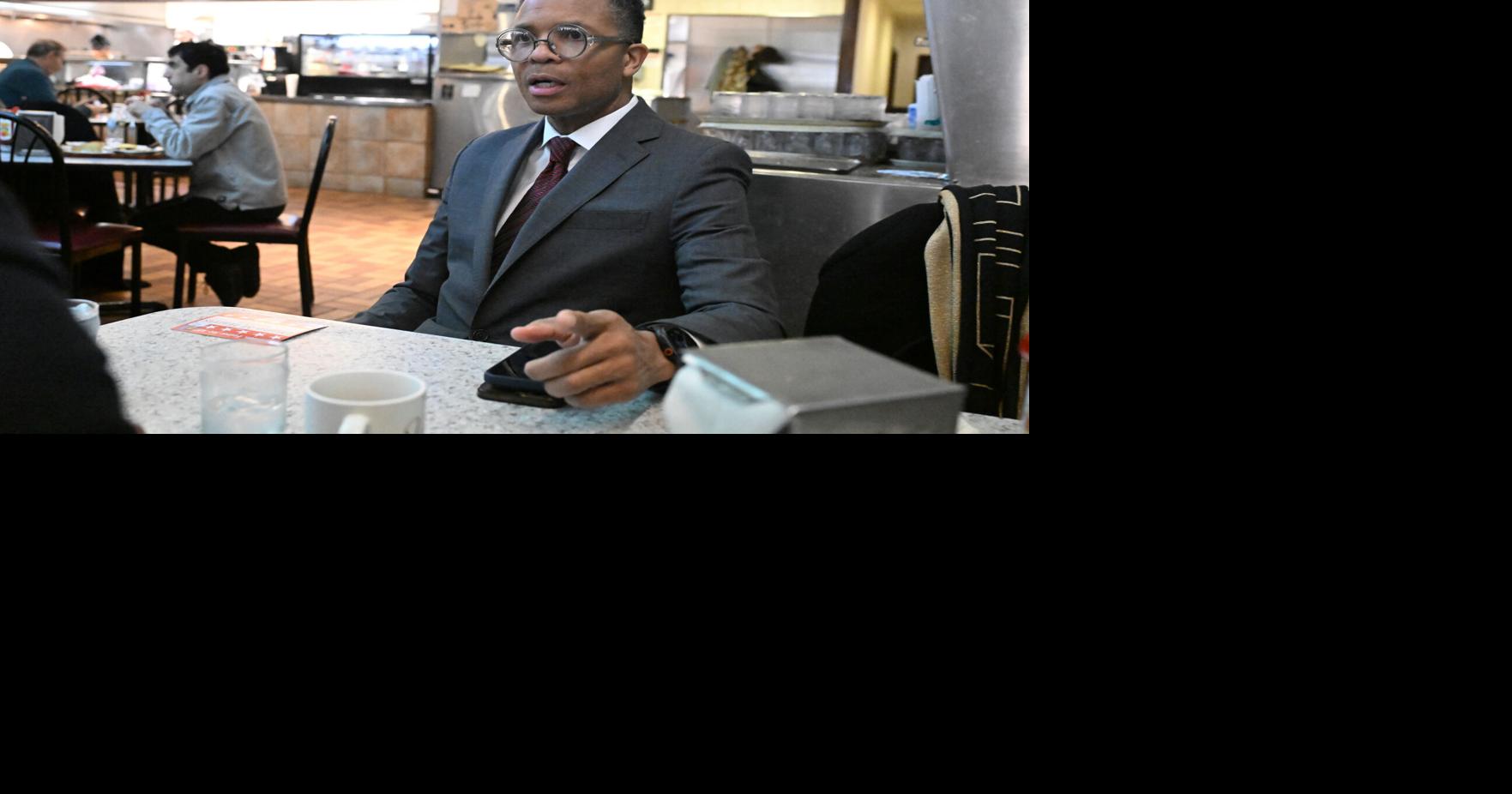 As election day nears, 2nd District candidates make final push