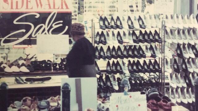 Wesley's Shoes celebrates 50 years of 'sit-and-fit' business - Vimarsana News