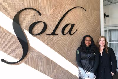 Sola Salon Chicago Hyde Park Sola Salon Franchisee Sees Expanding Business A Month After