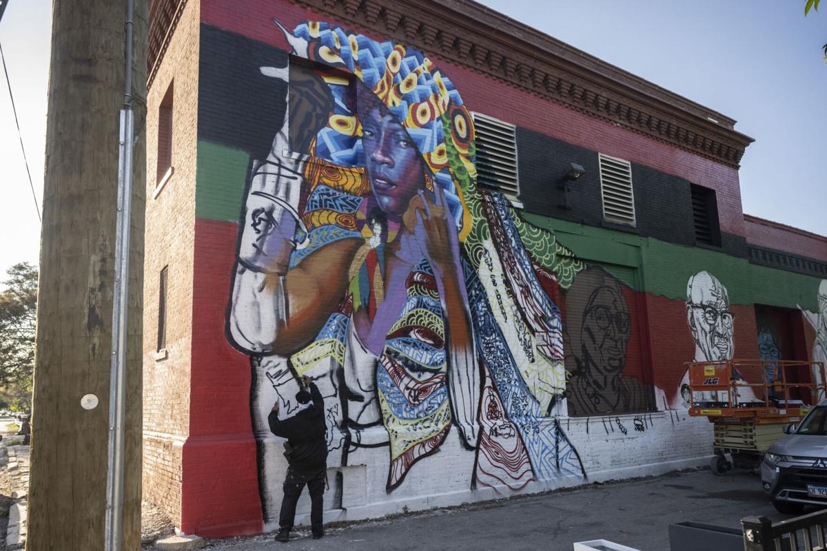 New mural in Houston Park nears completion
