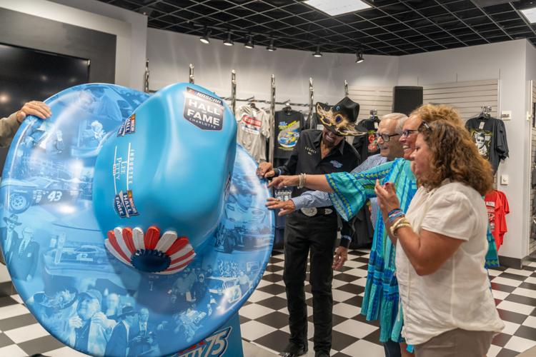 NASCAR Hall Of Fame Unveils “The King’s Hat” Art Installation Local