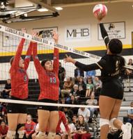 VOLLEYBALL | Monterey bounces back to outlast LHS, nab final playoff spot from District 4-5A