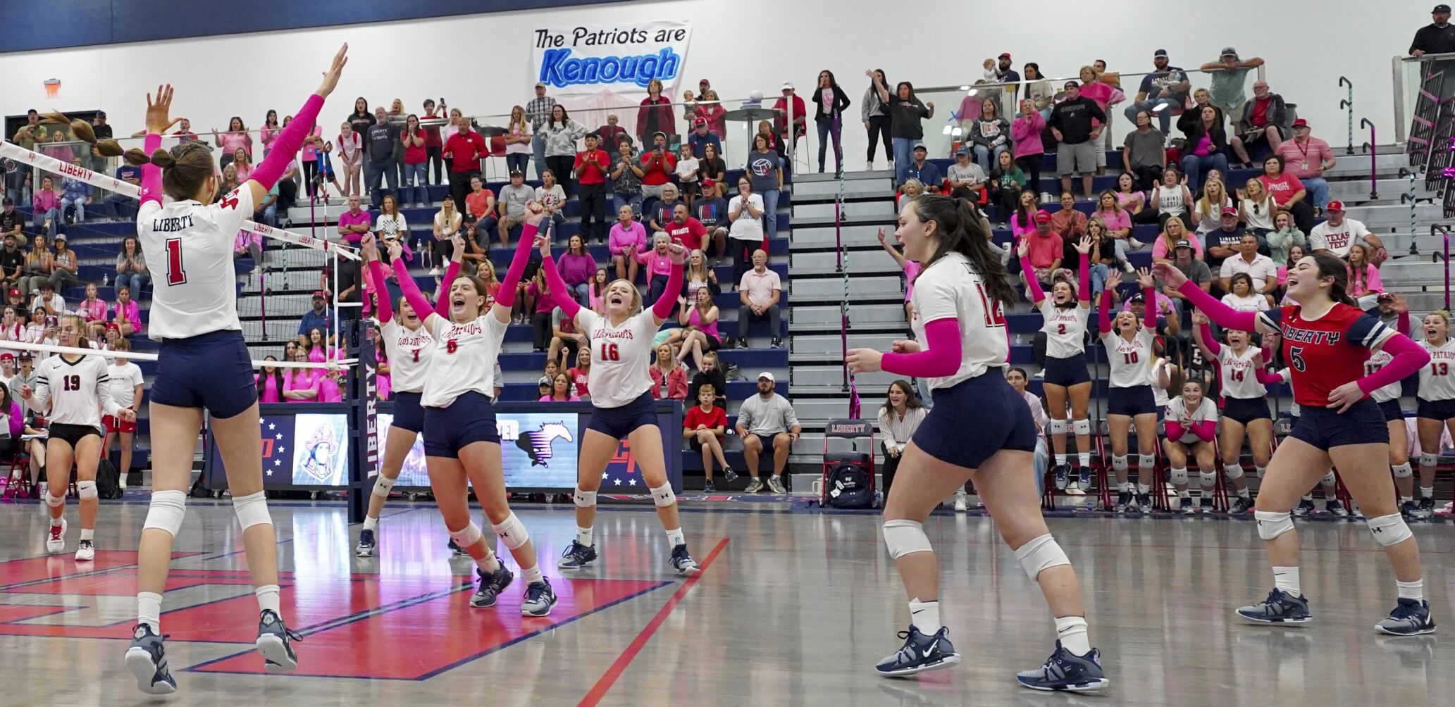 VOLLEYBALL | Lady Patriots claim District 2-3A crown by blazing