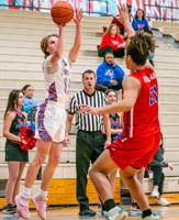 BOYS BASKETBALL | Plainsmen plug past Westerners, secure first district championship since 2007