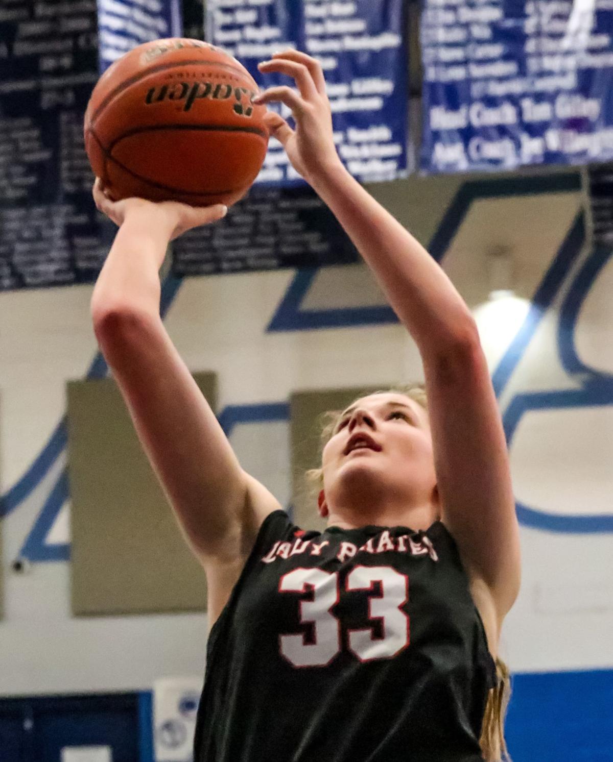 Girls Basketball Lady Pirates Blow Past Pd In 4th To Clinch A