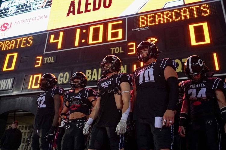 FOOTBALL LubbockCooper vs. Aledo photo gallery LubbockCooper