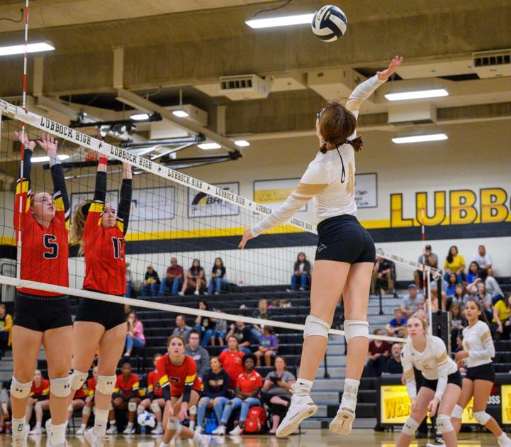 VOLLEYBALL Coronado at Lubbock High photo gallery Volleyball