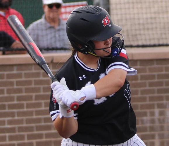 SOFTBALL | Lady Pirate bats surge to life at right time to fuel a 14-4 ...