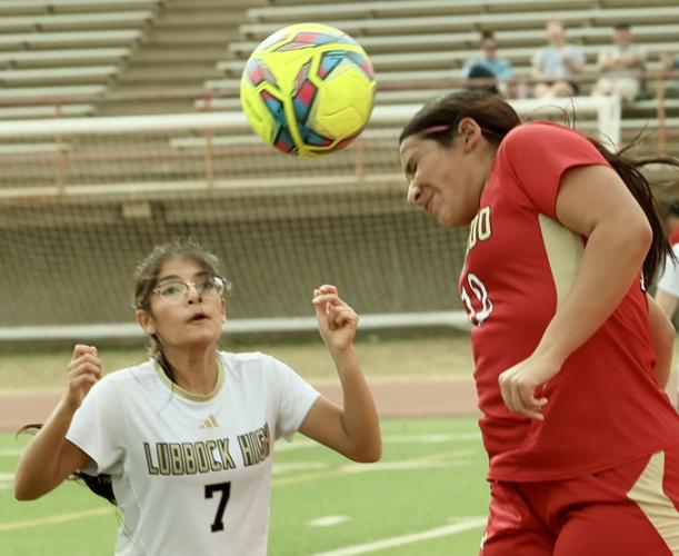 GIRLS SOCCER | LHS-Coronado photo gallery | Girls Soccer | hubcitypreps.com