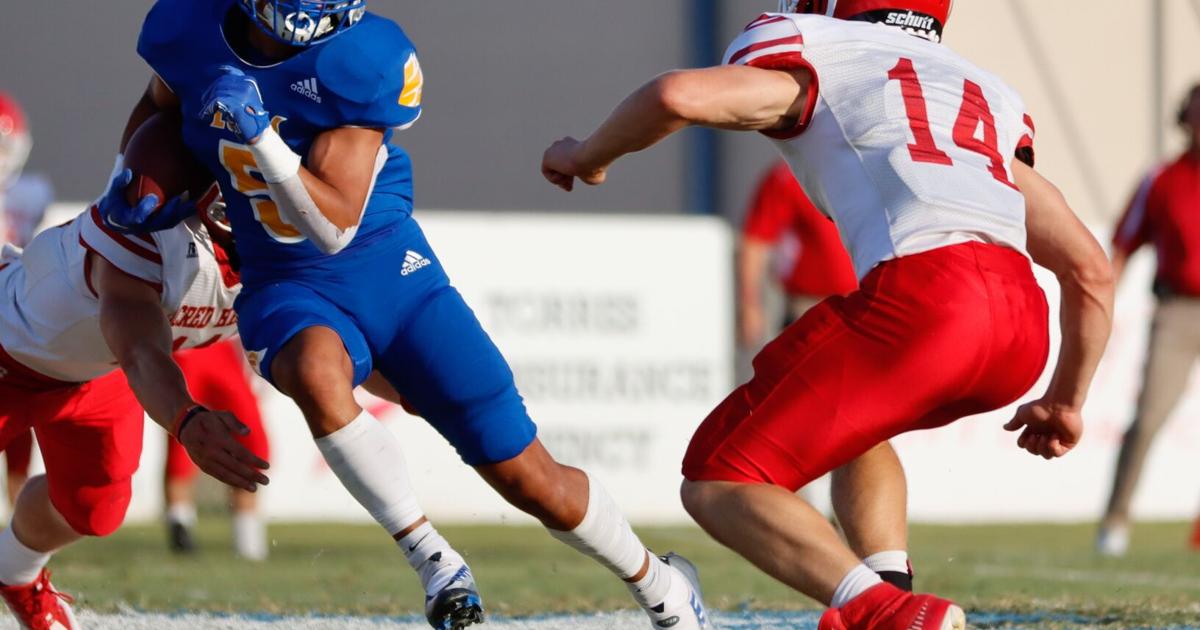 FOOTBALL Muenster Sacred Heart At Lubbock Christian Photo Gallery football-muenster-sacred-heart-at-lubbock-christian-photo-gallery