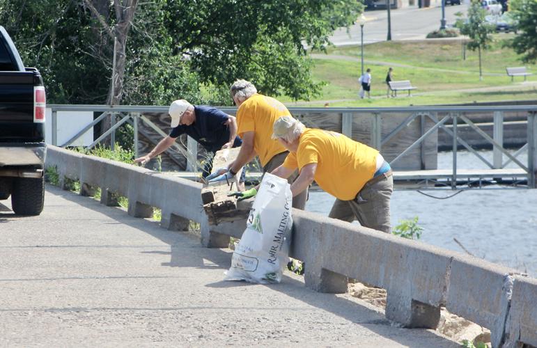 RiverFest kicks off week of events with riverfront clean up | Local ...