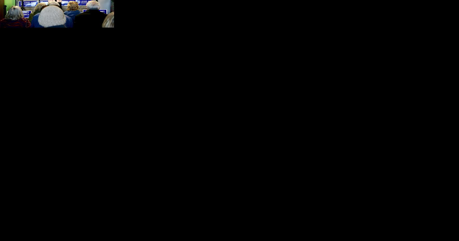 Wisconsin Supreme Court candidate Protasiewicz visits Hudson - Vimarsana News