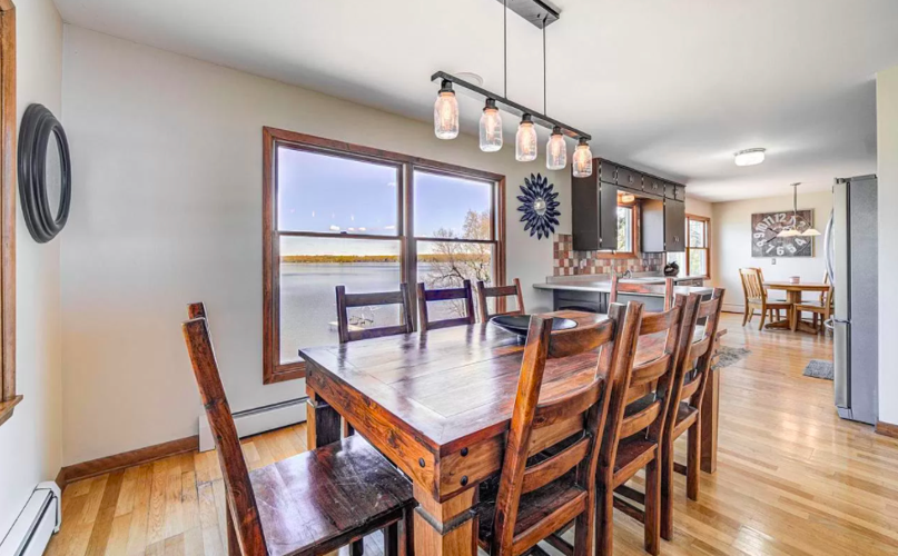 PHOTOS Home on Cedar Lake for sale Business