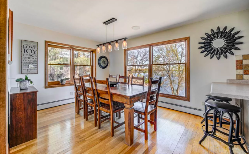 PHOTOS Home on Cedar Lake for sale Business