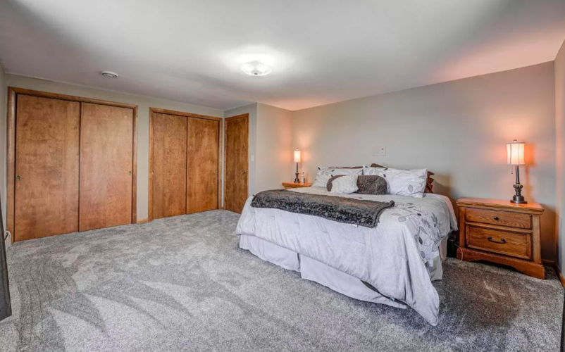 PHOTOS Home on Cedar Lake for sale Business