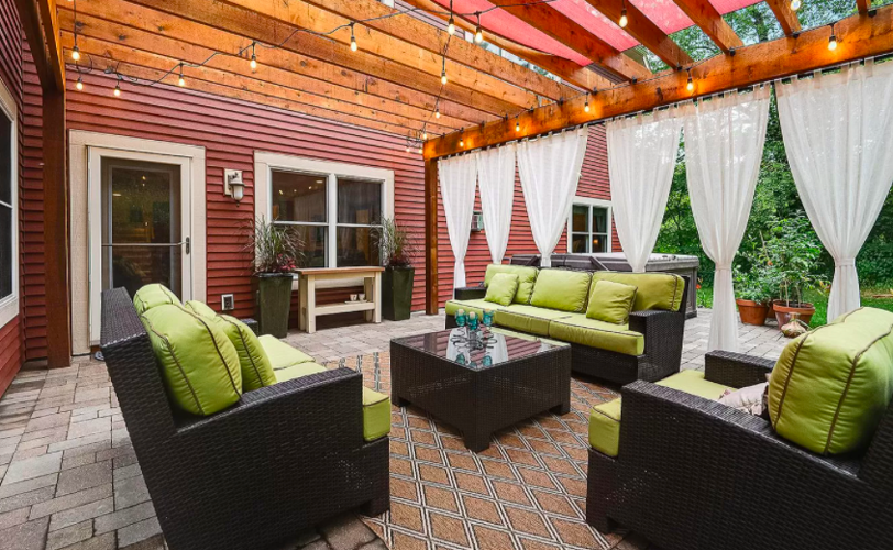 Hudson, Wis. house with backyard entertaining space for sale