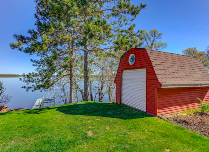 PHOTOS Home on Cedar Lake for sale Business