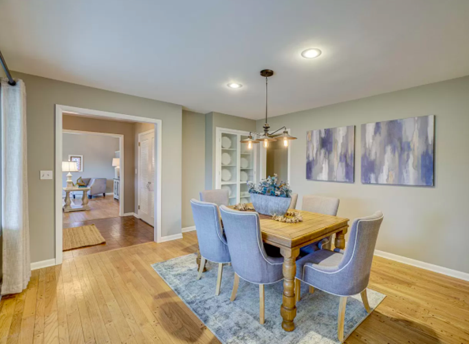 PHOTOS Cozy house on Lake Mallalieu for sale Business