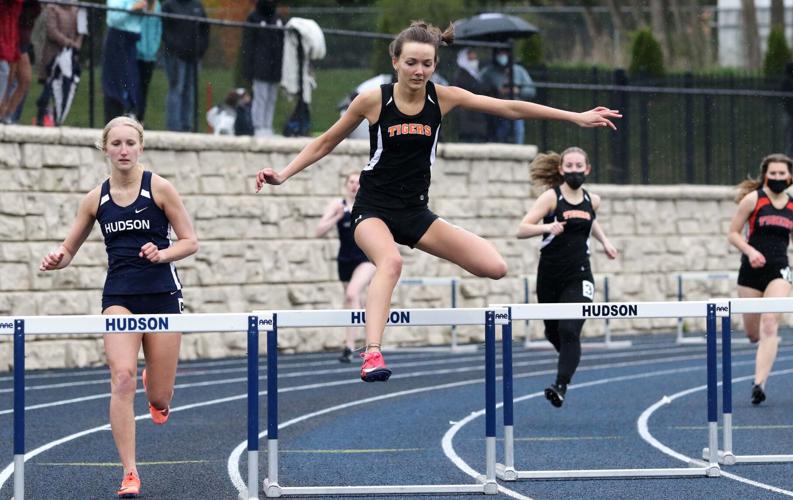 Here’s a dozen photos from a soggy start to the Hudson and New Richmond