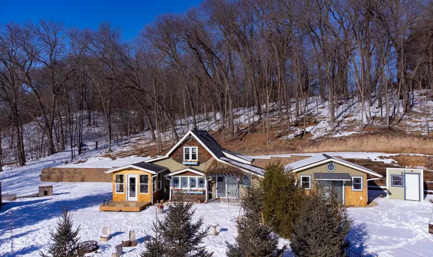 Quirky cottage and studio in Maiden Rock, Wisconsin, for sale