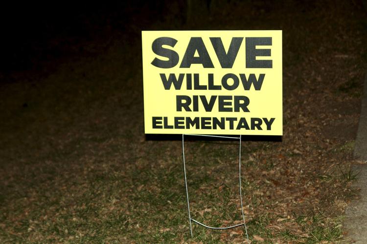 HUDSON District takes questions about Houlton, Willow River schools