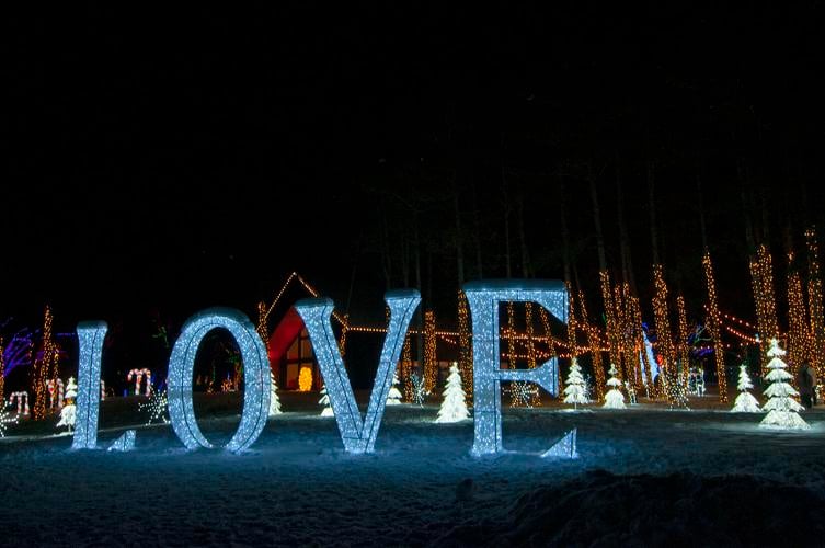 Millionplus lights Sam’s a mustsee holiday stop in Somerset Local