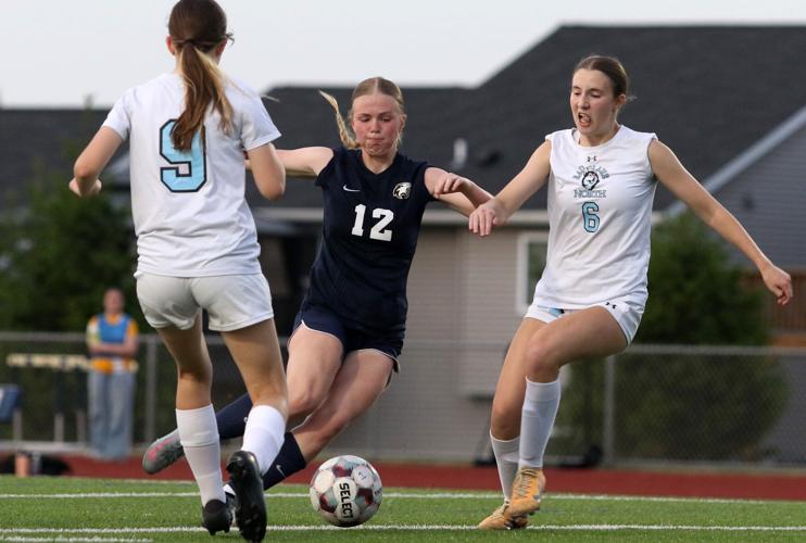 Late goal gives River Falls share of Big Rivers Conference title ...