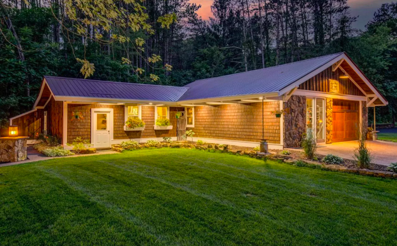 PHOTOS A must see house for sale in Maiden Rock Business