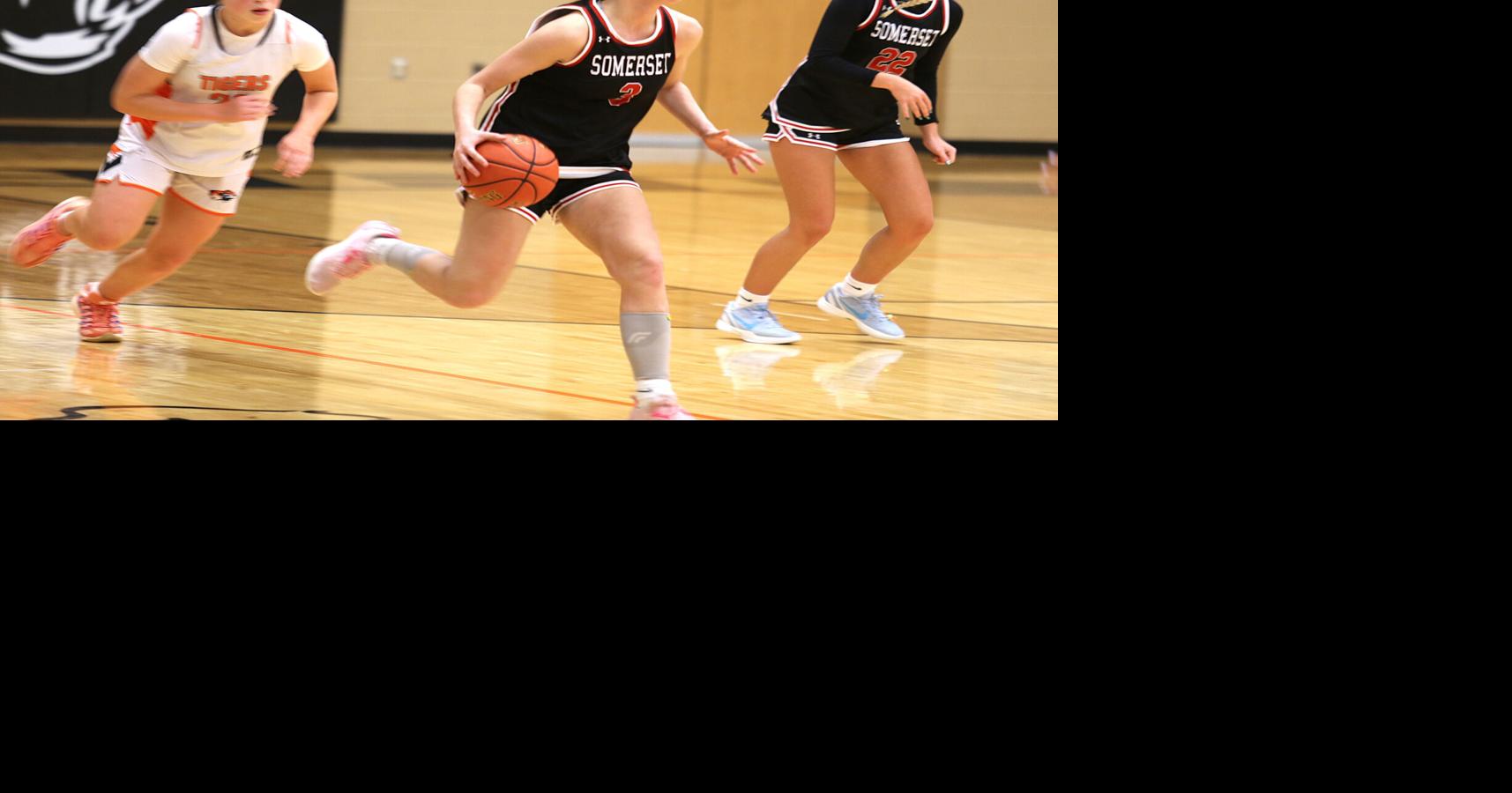 Somerset girls basketball edges New Richmond 58-57 in thrilling finish