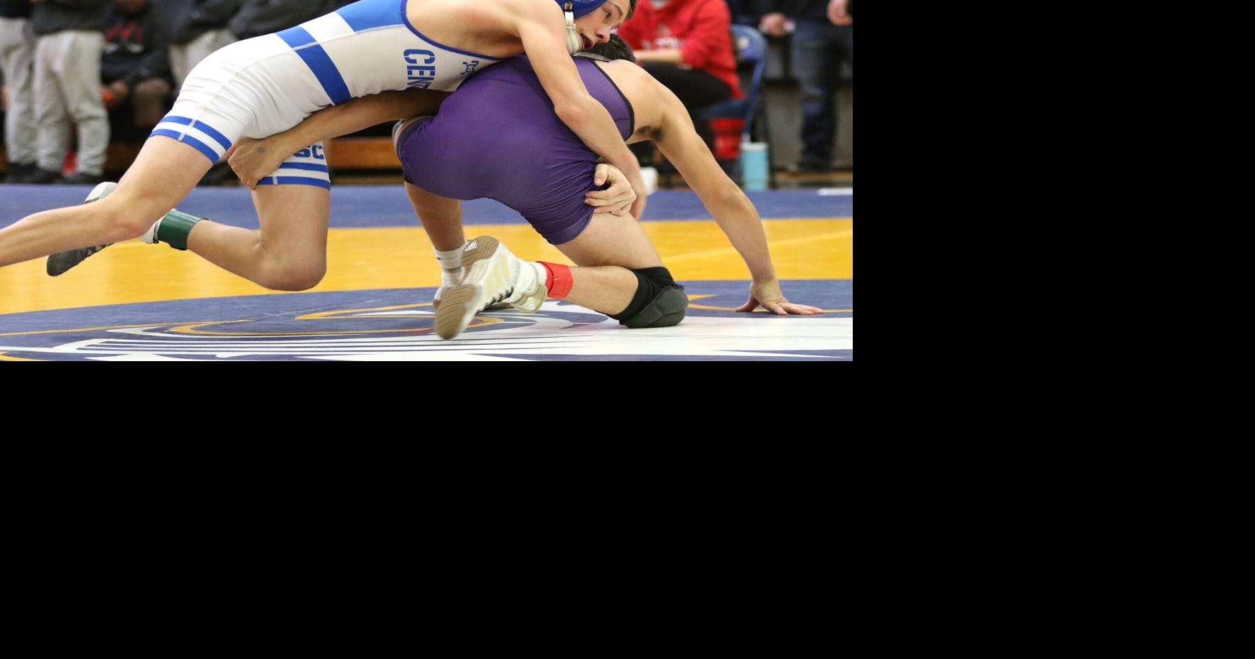Northern Badger Wrestling Classic (25 photos)